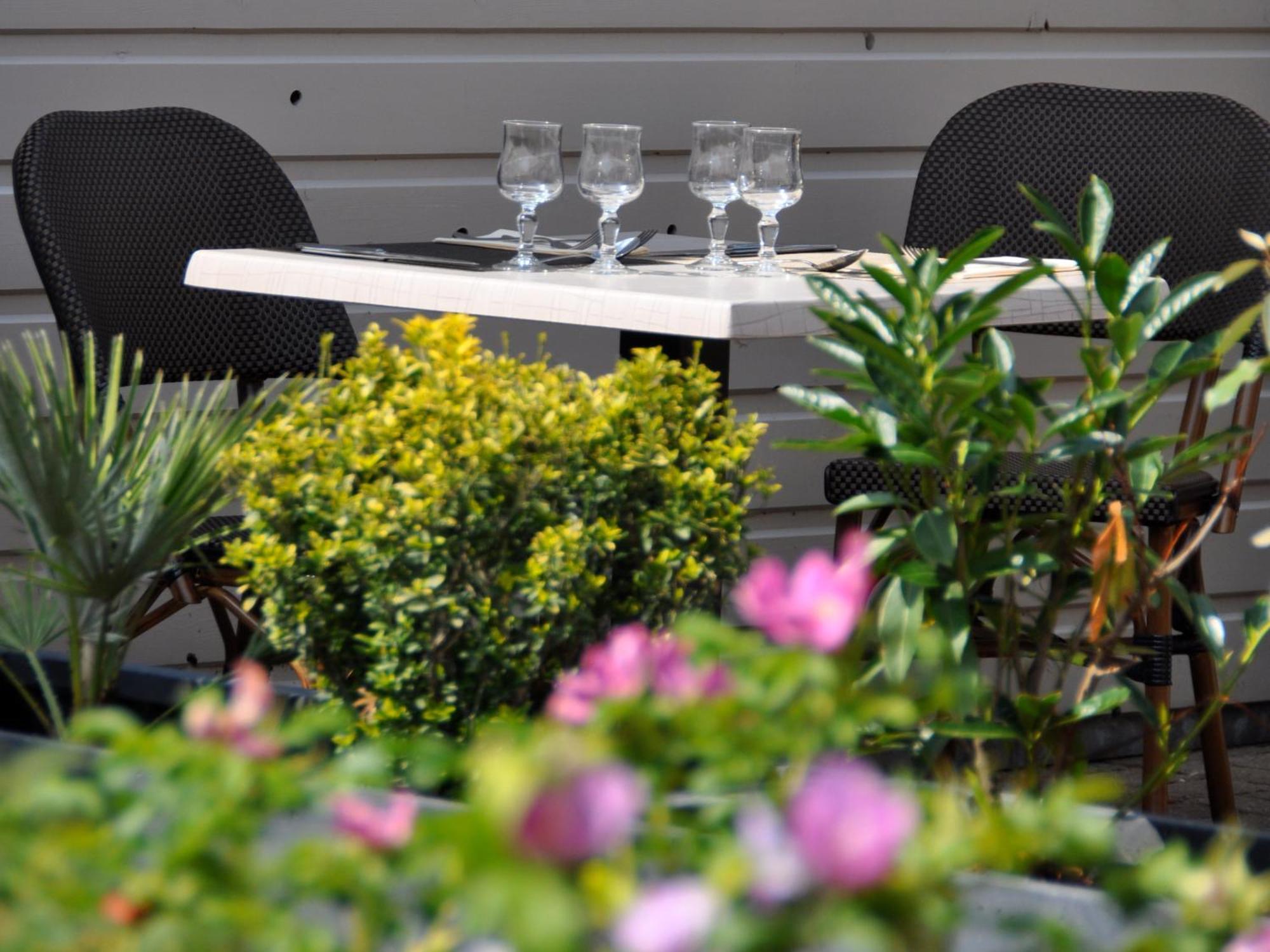 Eden Park Hotel Restaurant Pont-Évêque Exteriér fotografie